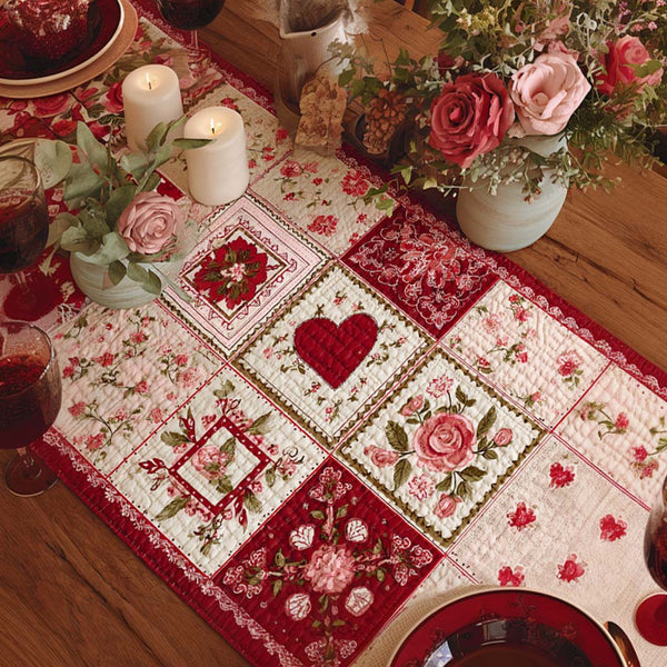 Tovaglietta trapuntata – Cuori e Rose