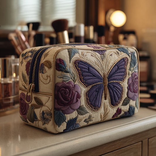 Beauty case trapuntato con farfalle e fiori