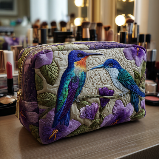 Beauty case trapuntato con colibrì delicato