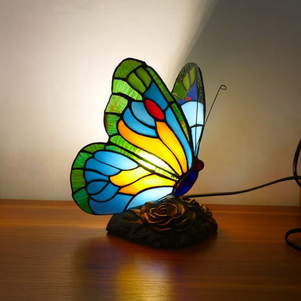 lampada blu scolpita farfalla
