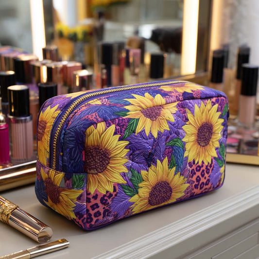 Beauty case trapuntato con sole decorativo