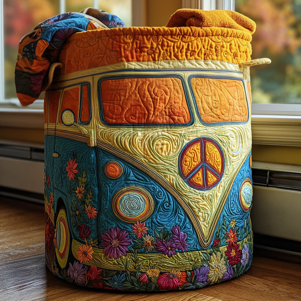 Cesto portabiancheria trapuntato in stile hippie colorato
